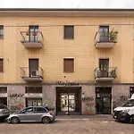 Newly Renovated Two-Room Apartment